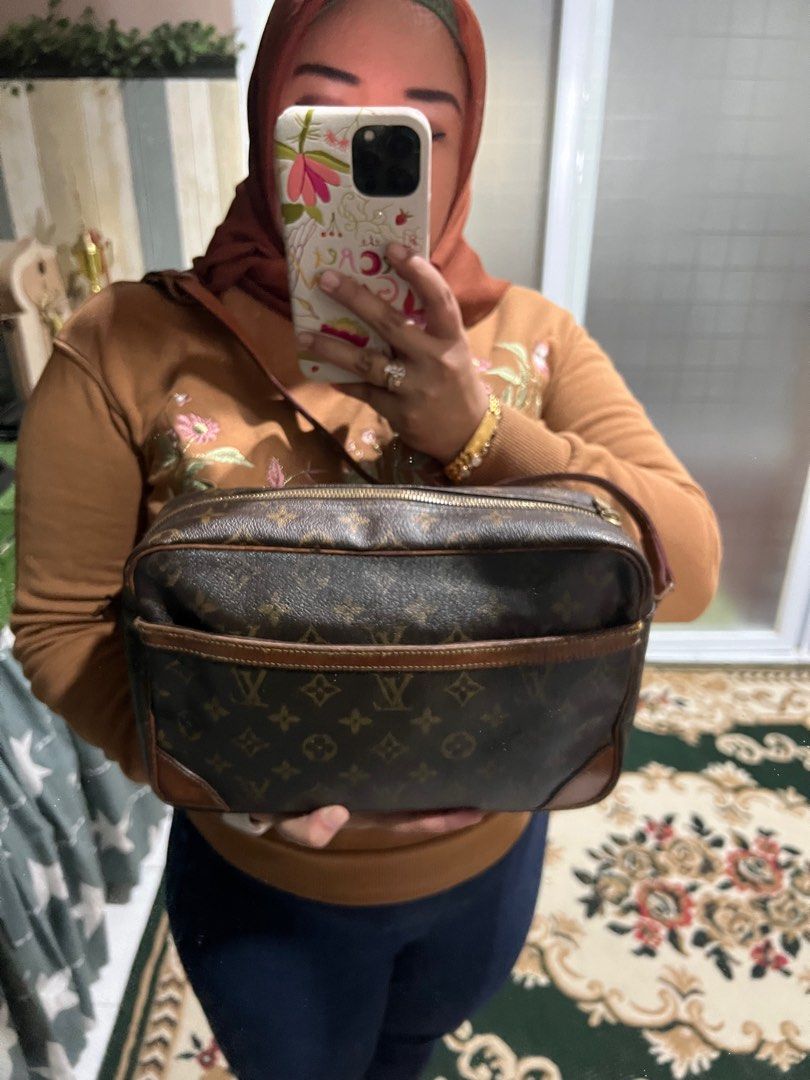 Authentic Louis vuitton trocadero inc entrupy