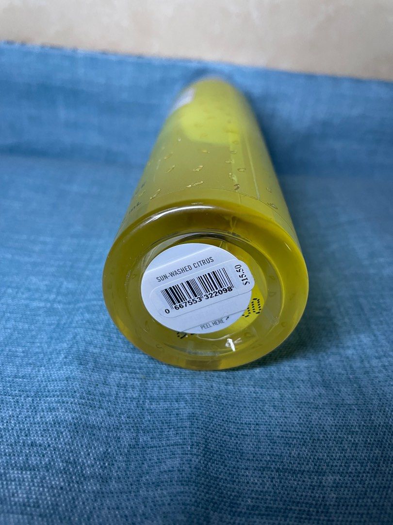 Bath & Body Works Sun-washed Citrus (Category: Fragrance & Deodorants) located in Mandaluyong City. Submitted by du_clutter_withme (Listing ID 1255150141, Image 2). Description: What it smells like: a bright, fruity ray of sunshine. Fragrance notes: Sorrento lemons, citron and agave nectar. Brand New Bought in the U.S. 236ml add more items to get discounts.