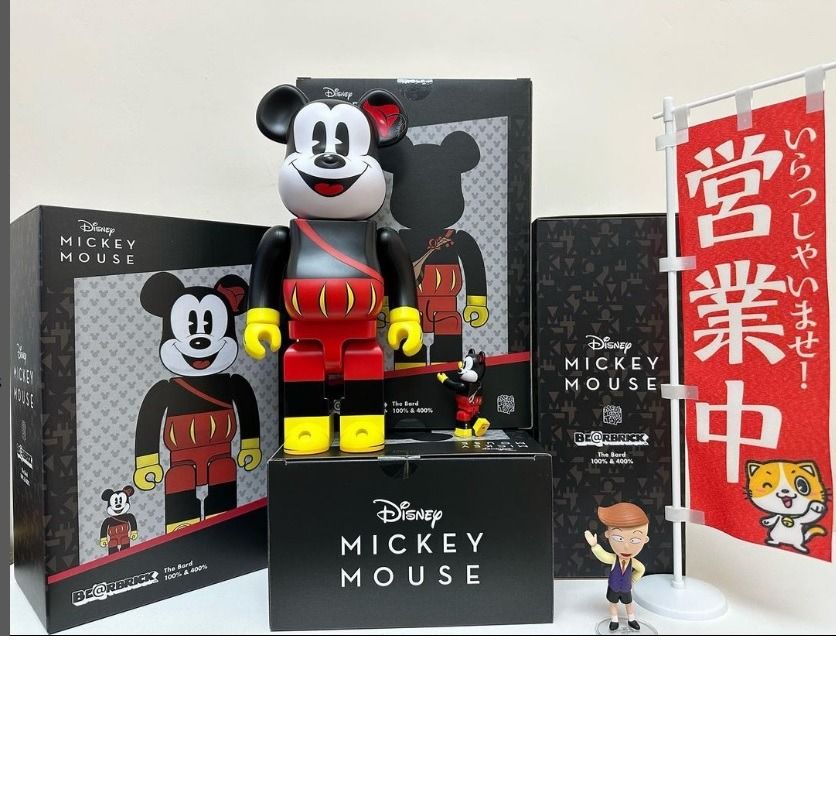 現貨》BEARBRICK Mickey the Bard 100% & 400%, 興趣及遊戲, 玩具
