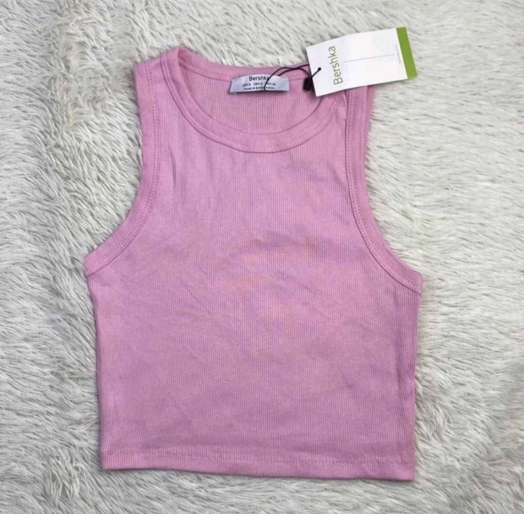 BERSHKA Racerback (Category: Sleeveless) located in Cavite. Submitted by cacafinds (Listing ID 1255148222, Image 1). Description: what you see is what you get.