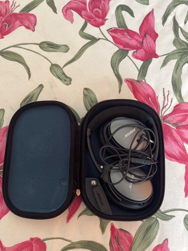 Bose 700 store vs qc25