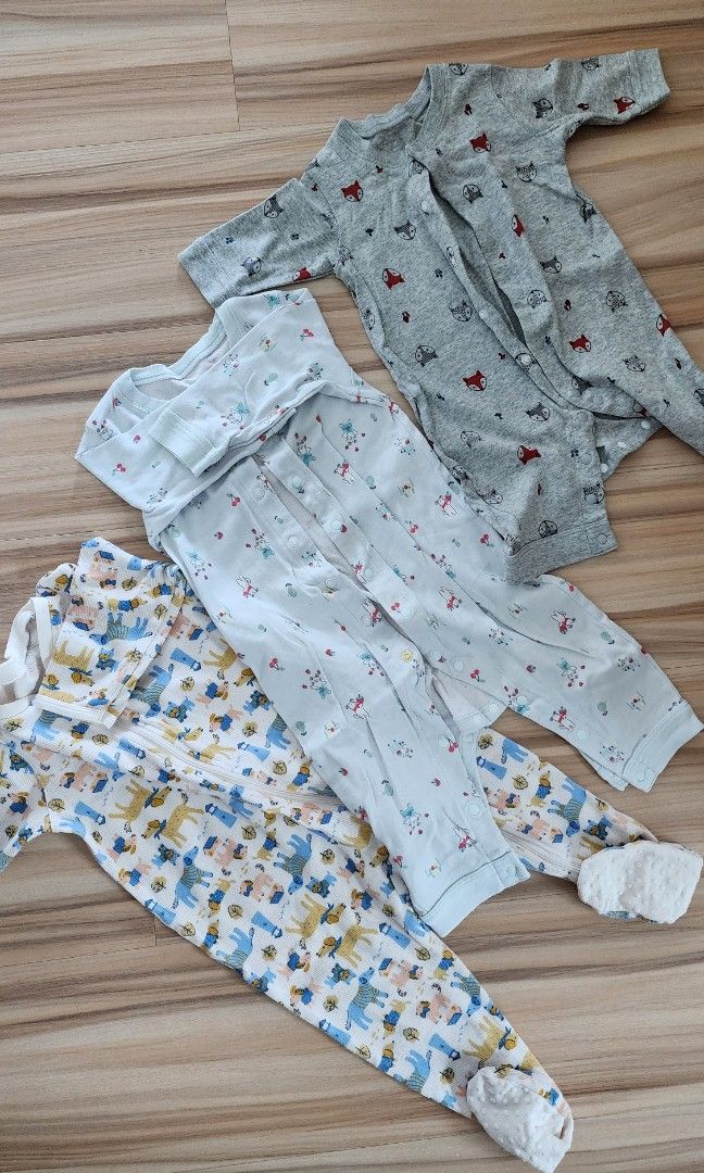 Discount on store baby clothes