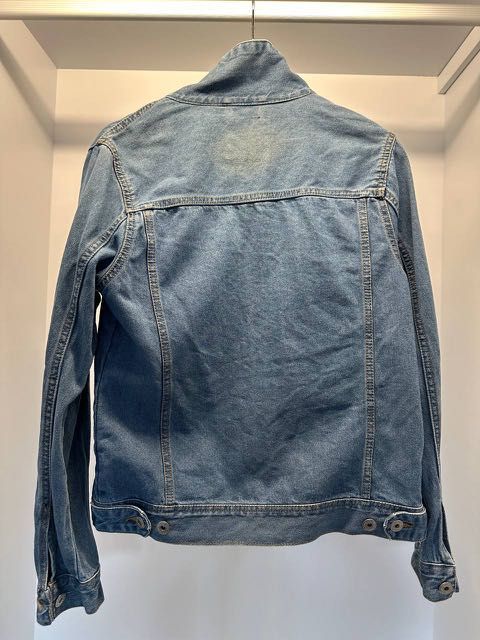 Burton London Menswear denim jacket Women s Fashion Coats Jackets and Outerwear on Carousell