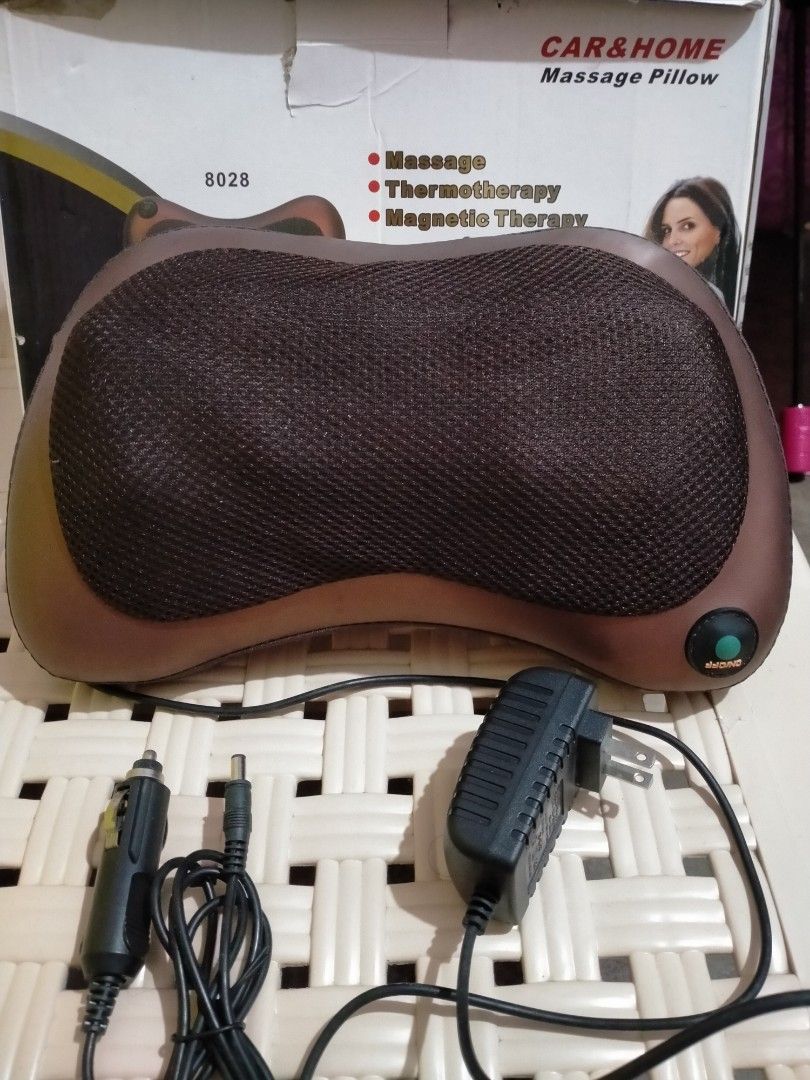 Car and Home Massager (Category: Massage Devices) located in Quezon City. Submitted by yenruuu (Listing ID 1255099069, Image 2). Description: 📌 Used only twice, tinago na lang kaya maalikabok, pero walang flaw 📌 May sira na ang box, pero in perfect condition pa ang item 📌 Complete ng mga plug January 2025 - Available pa po 🍀.