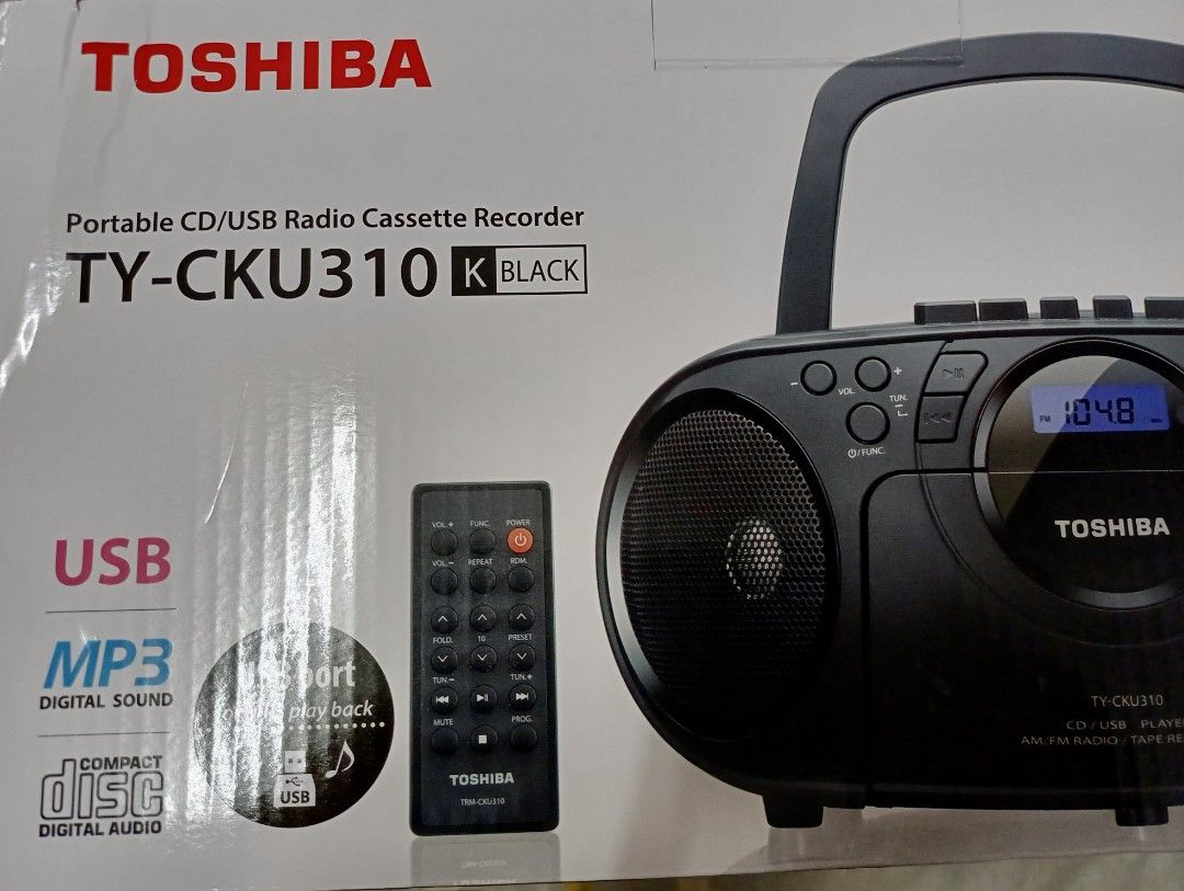 Cassette / CD / USB Portable Player with Radio Toshiba TYCKU310