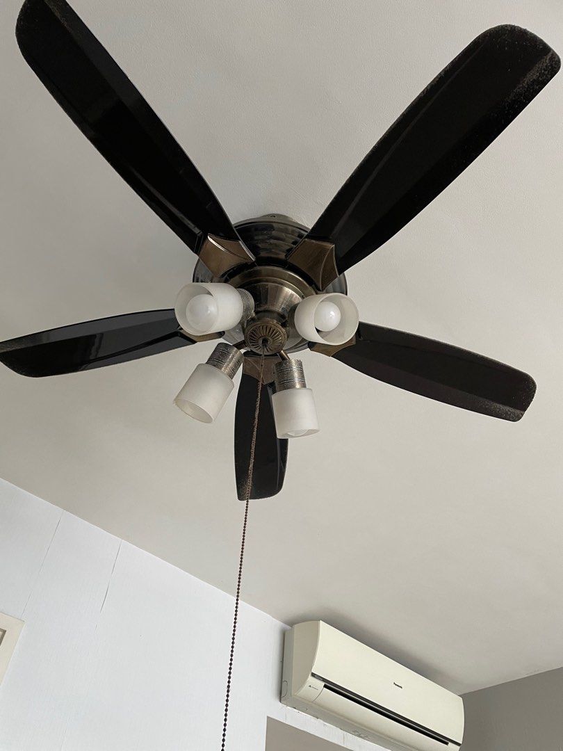 Ceiling fan with light, Furniture & Home Living, Lighting & Fans, Fans