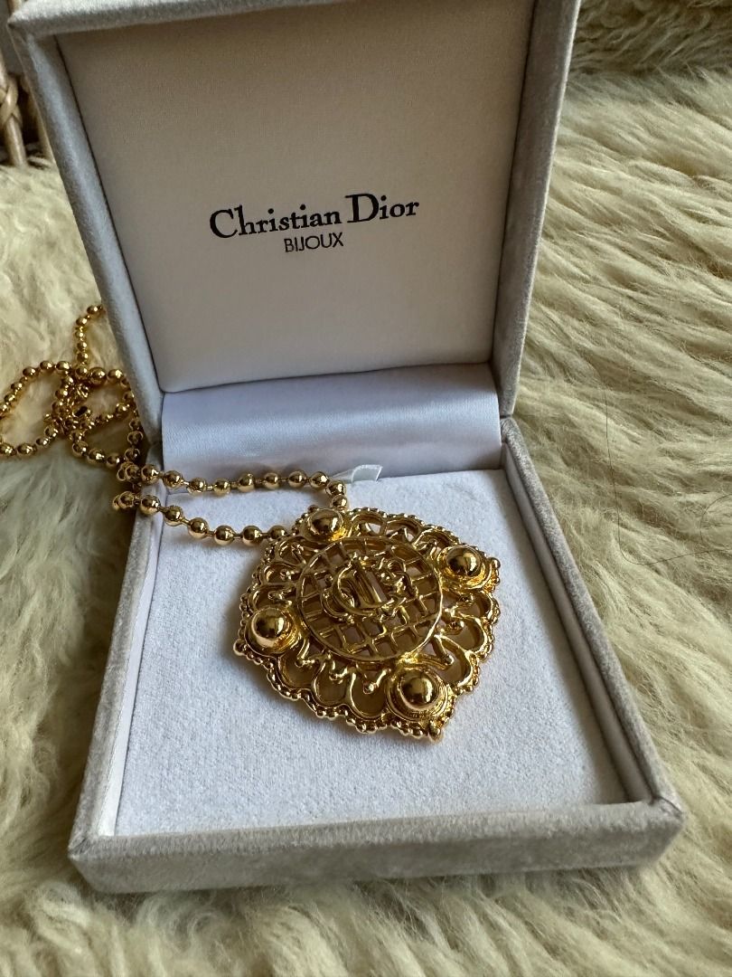 Christian dior vintage gold cheap necklace