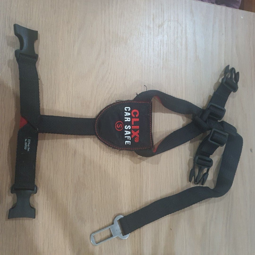 Clix car hotsell safety harness