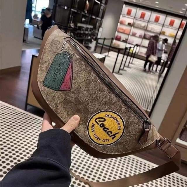 Coach signature canvas belt bag top