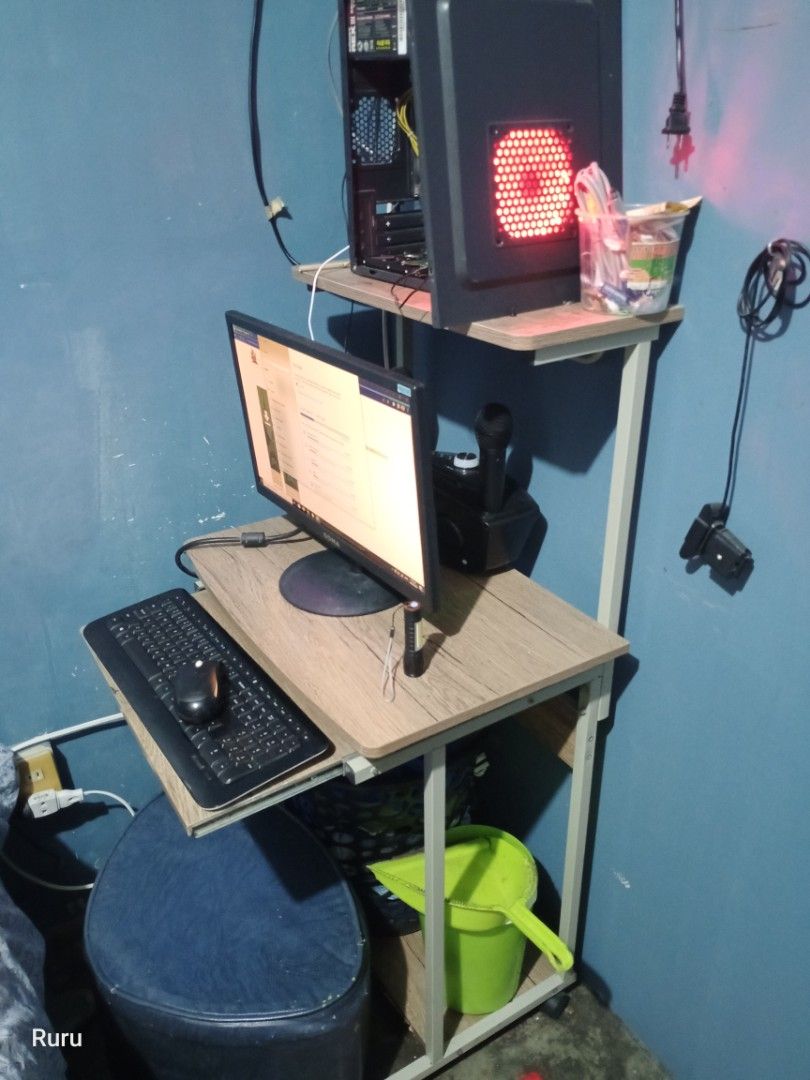 Computer Desktop Set with Computer Table, Computers & Tech, Desktops on ...