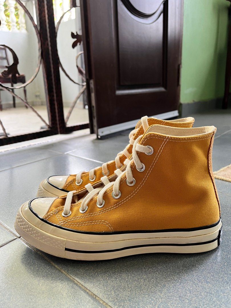 Converse Chuck Taylor Women s Fashion Footwear Sneakers on