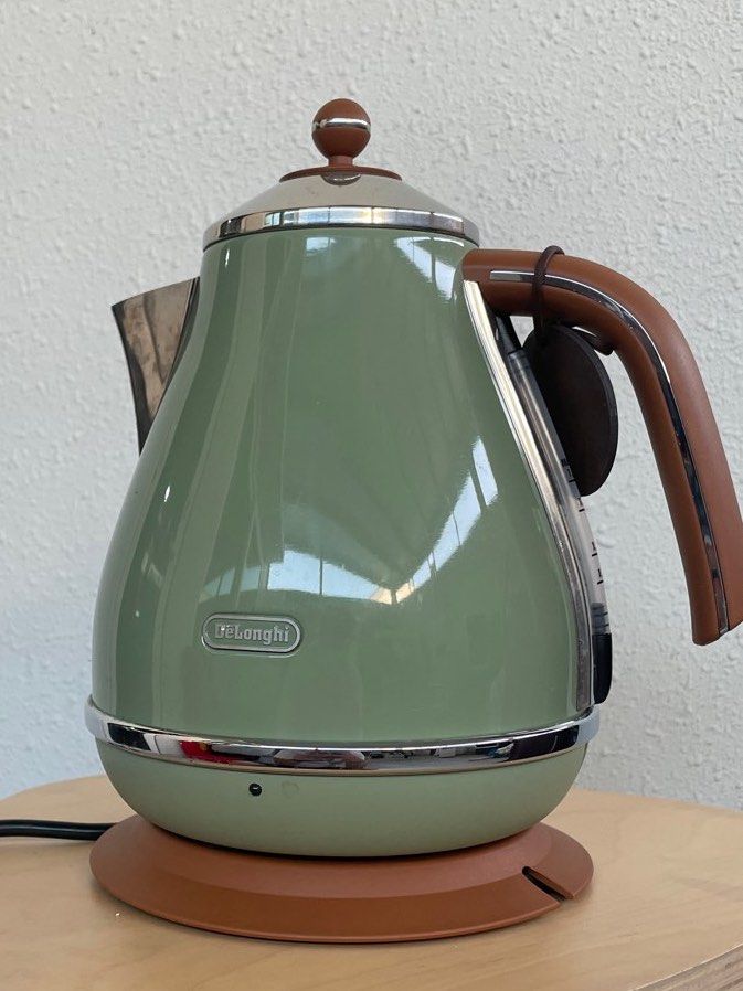 Unboxing Delonghi Icona Vintage Electric Kettle 1.7L (Olive Green