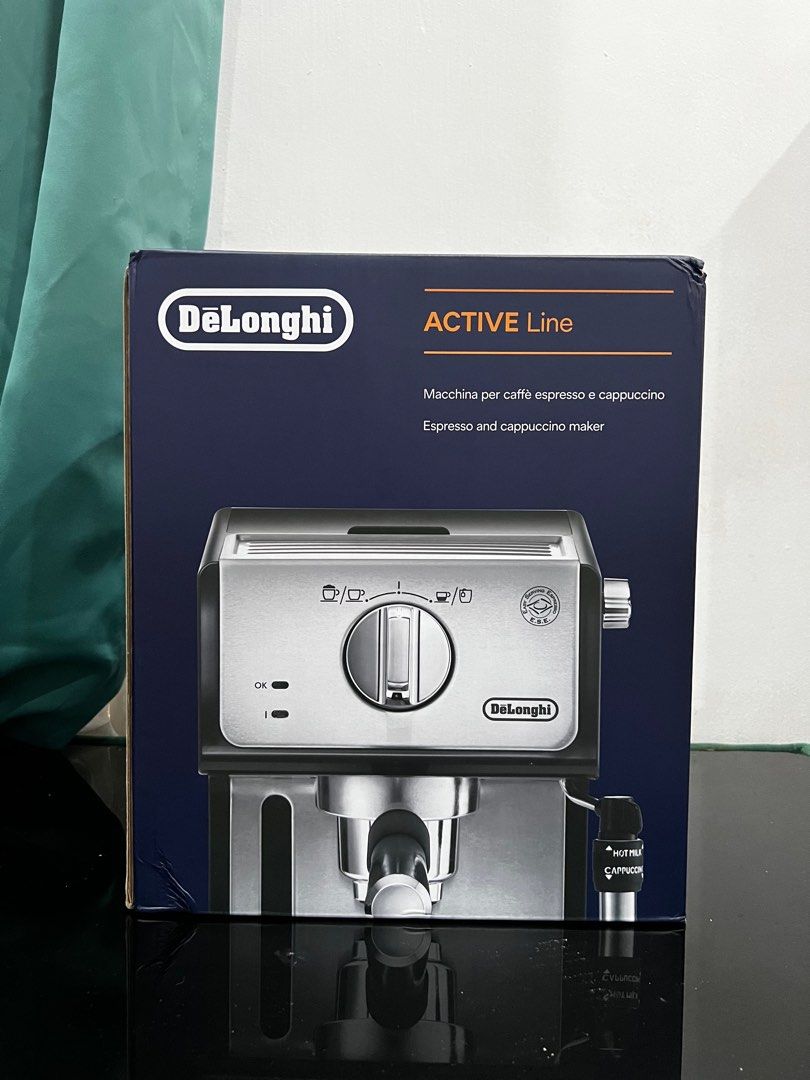 DeLonghi Manual Coffee Machine, TV & Home Appliances, Kitchen