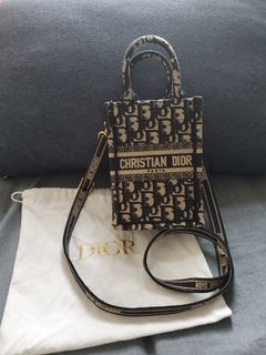 （分類：）位於 。 由 missyoubb 提交（商品編號 1255043732，圖片 1）。簡介： 。