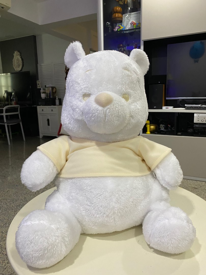 White winnie the pooh hot sale plush