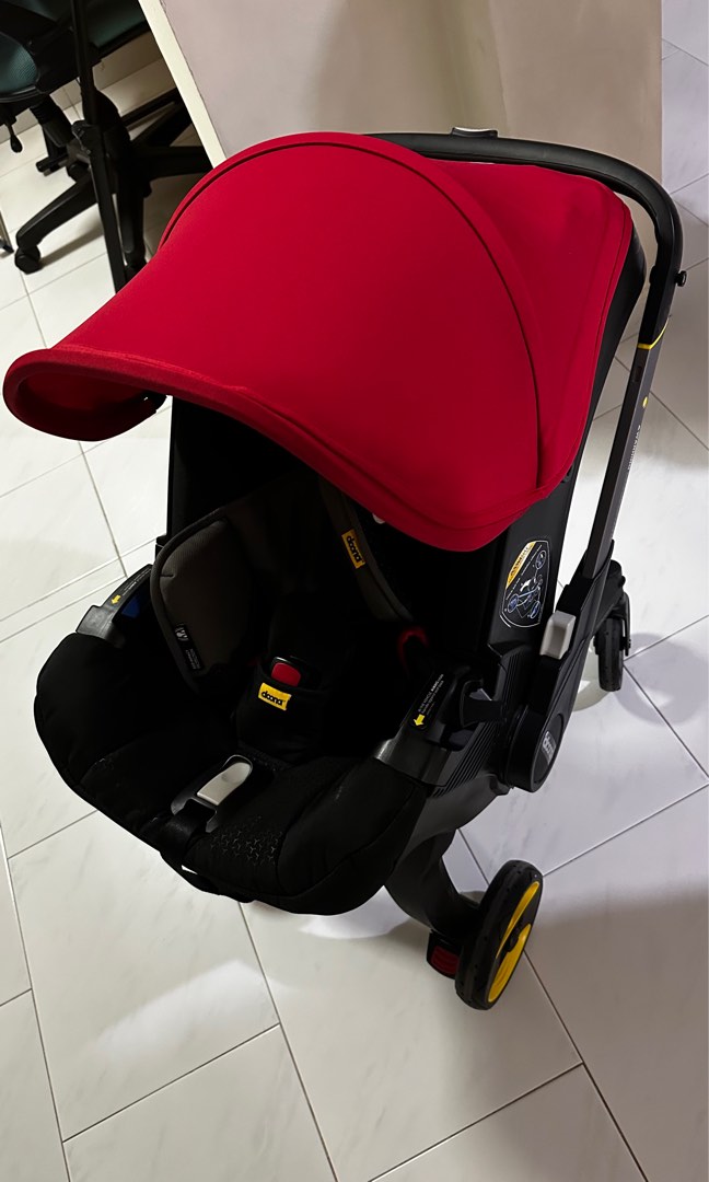 Doona Car Seat Stroller Expiry end 2026, Babies & Kids, Going Out