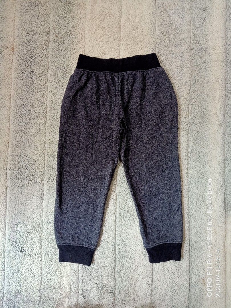 Athletic works jogging pants top