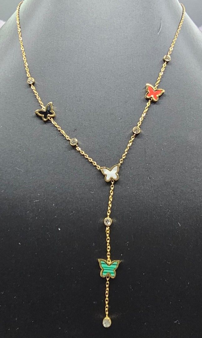Gold coloured necklace sale