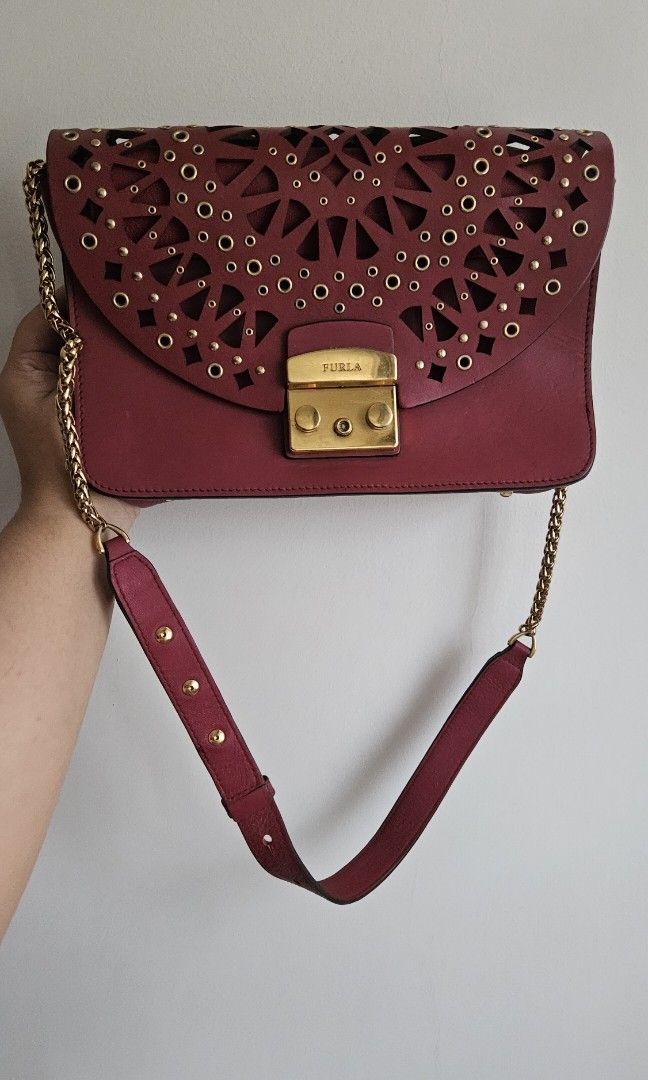 Furla shoulder hotsell