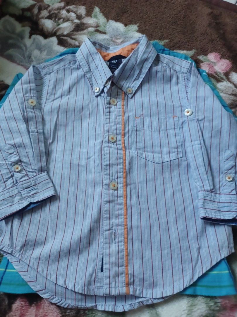 Gap (Category: Babies & Kids Fashion) located in Kulim. Submitted by msafie83 (Listing ID 1255001776, Image 3). Description: Polo baby size 95 Next 18m-24m Kemeja Gap 12-18m.