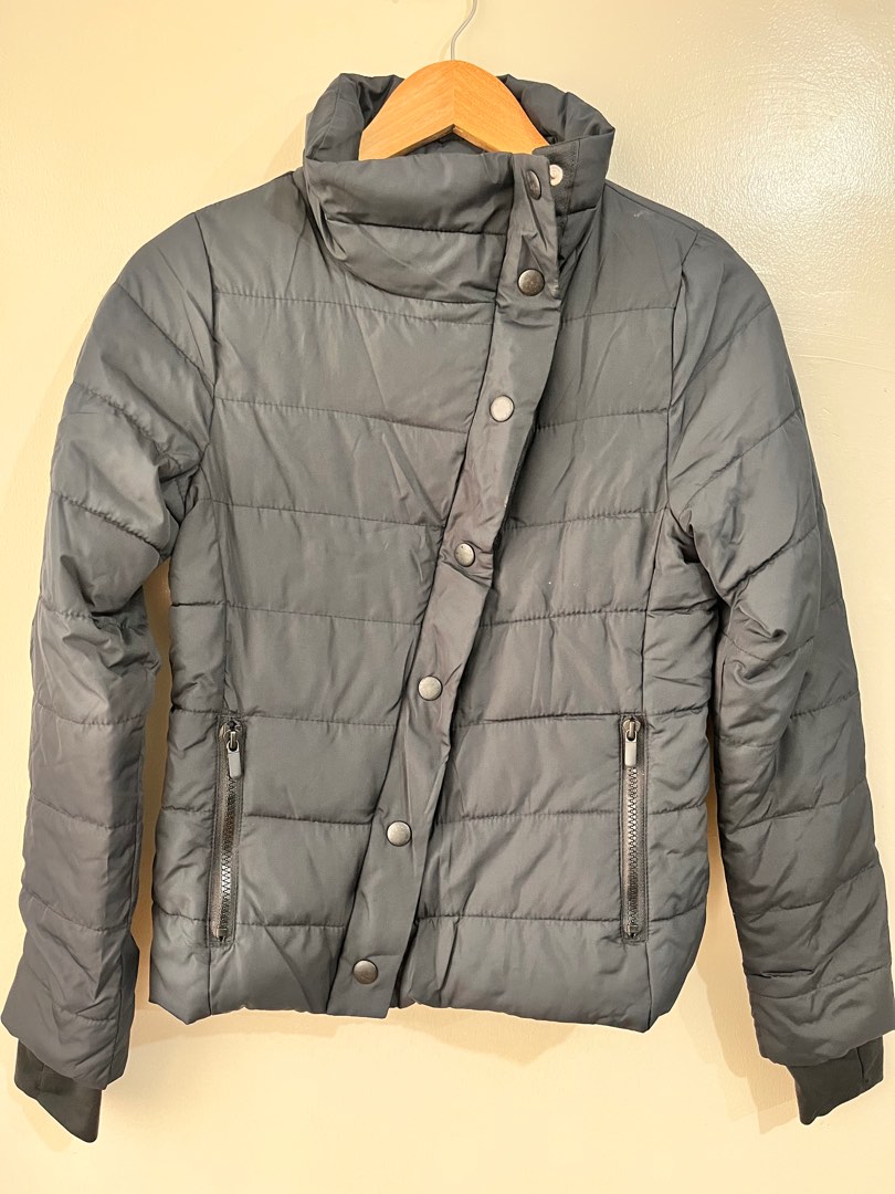 GAP PUFF jacket, Women's Fashion, Coats, Jackets and Outerwear on Carousell