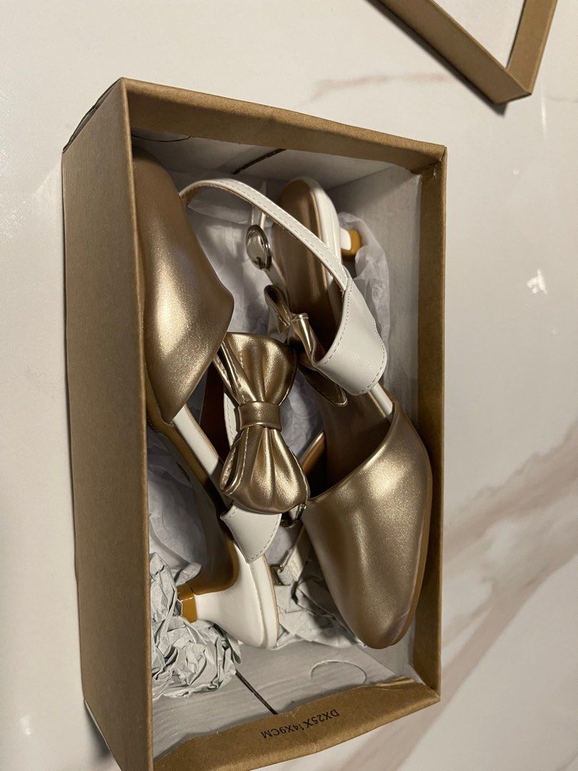Girls gold cheap heeled shoes