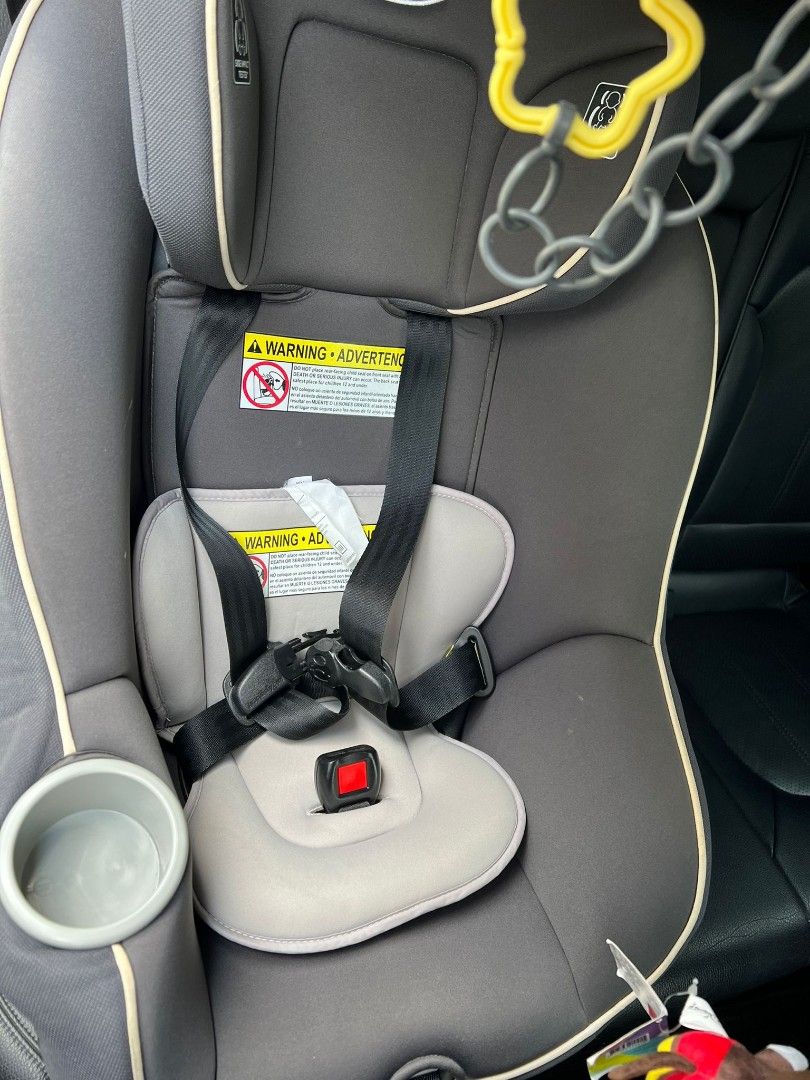 Graco contender 65 2.2kg to 30kg car seat with adjustable head