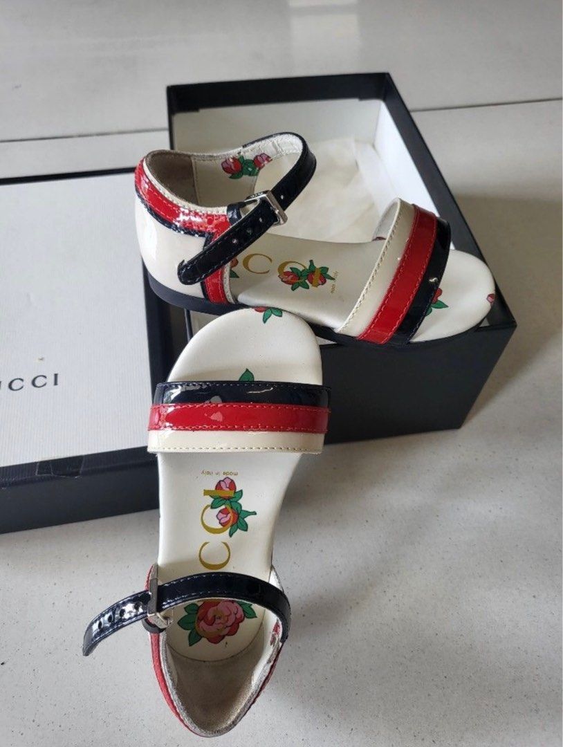 Gucci sale baby sandals