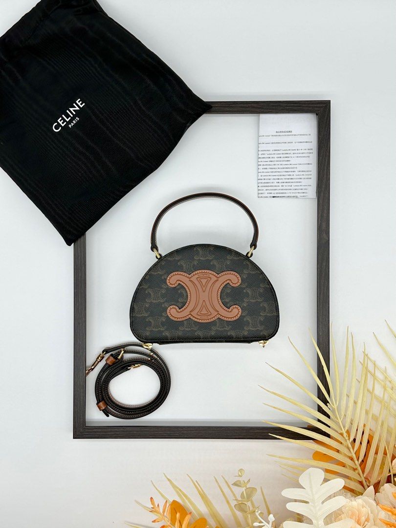 CELINE HALF MOON CASE CUIR TRIOMPHE IN TRIOMPHE CANVAS AND