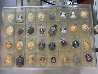 (Category: ) located in . Submitted by sgegfcollections (Listing ID 1255107952, Image 1). Description: .