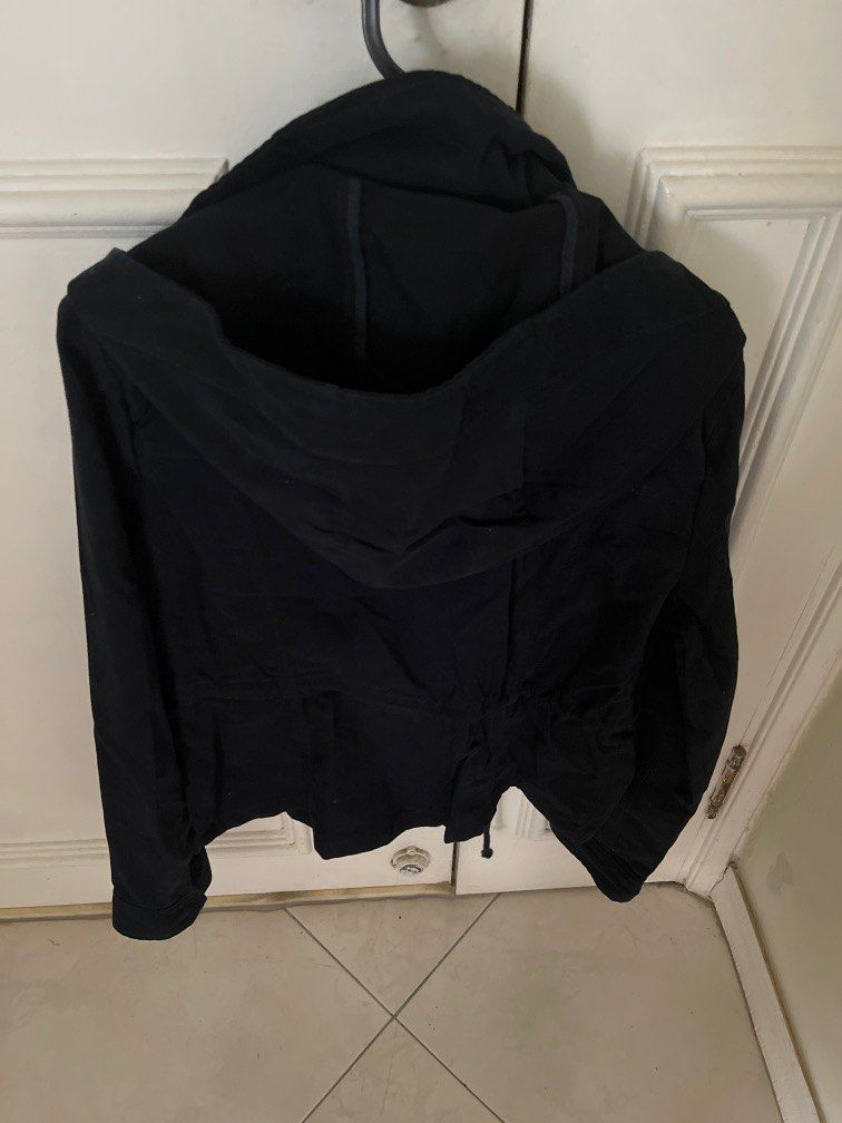 Hollister S size woman jacket, Women's Fashion, Coats, Jackets and