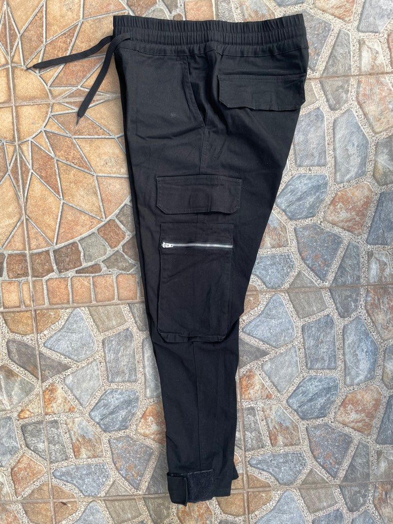 Haute Stuff HSO Tactical Cargo Pants, Men's Fashion, Bottoms, Jeans on Carousell