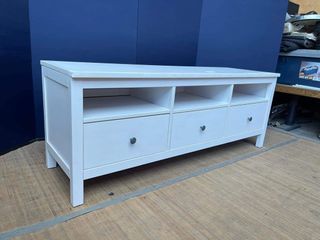 Ikea Hemnes Long Tv Stand 59”L x 18”W x 22  Solid wood 3 pullout drawers In good condition