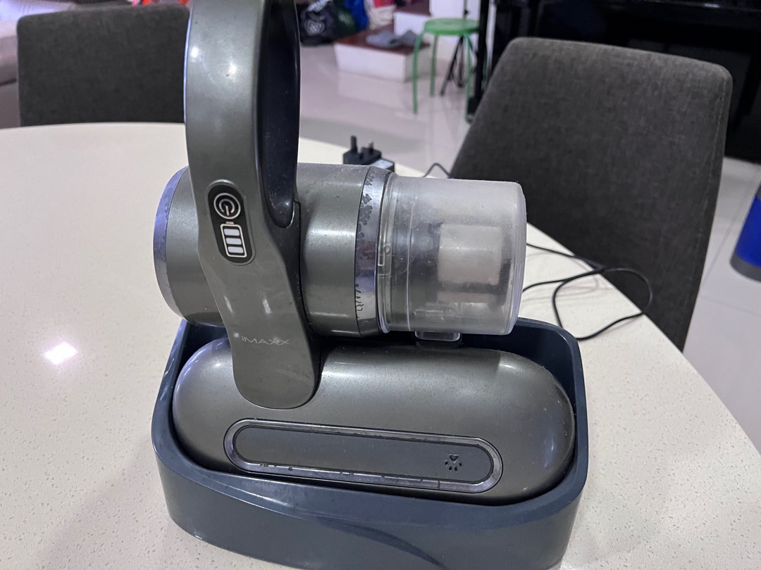 Imaxx vacuum UV101, TV & Home Appliances, Vacuum Cleaner & Housekeeping