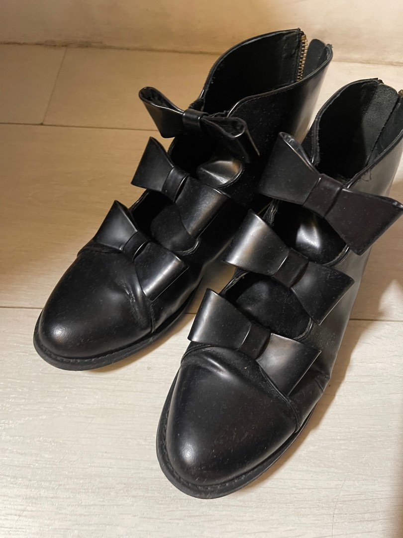 Initial imported brand f troupe boots Carousell