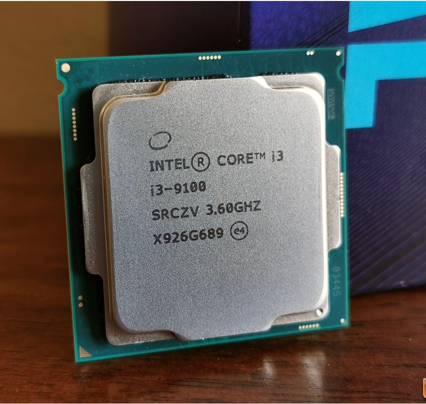 CPU core i3 - 9100（第9世代）PCパーツ