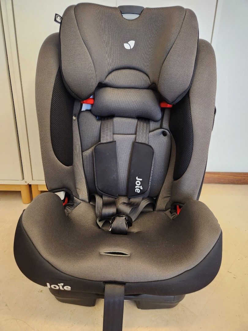 Joie car deals seat accident