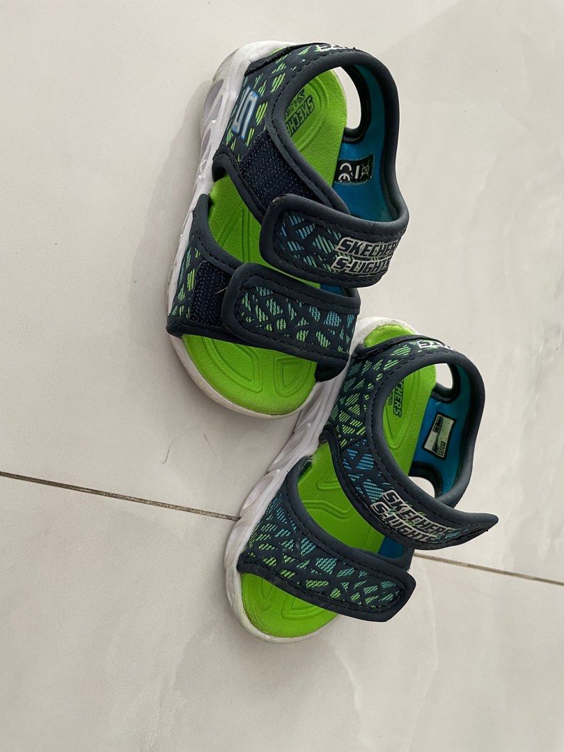 Childrens skechers discount