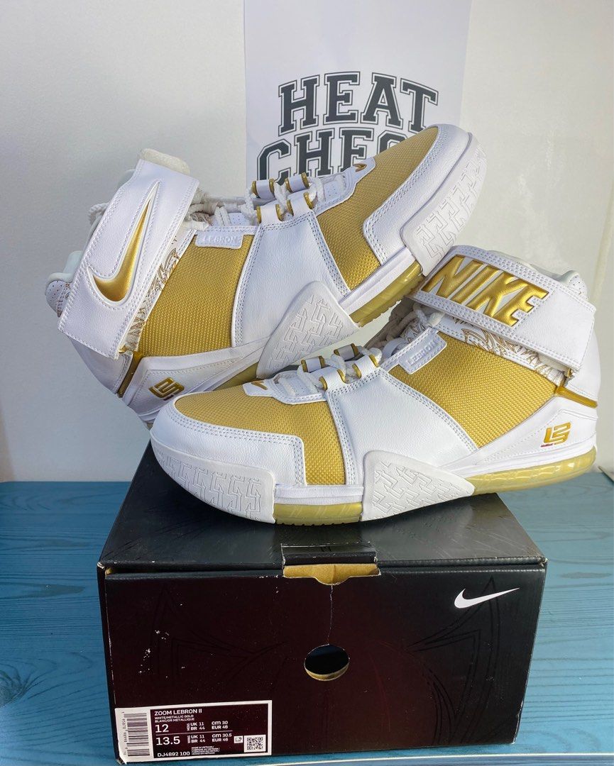 Lebron 2 Retro Maccabi Size 12 Men s Fashion Footwear
