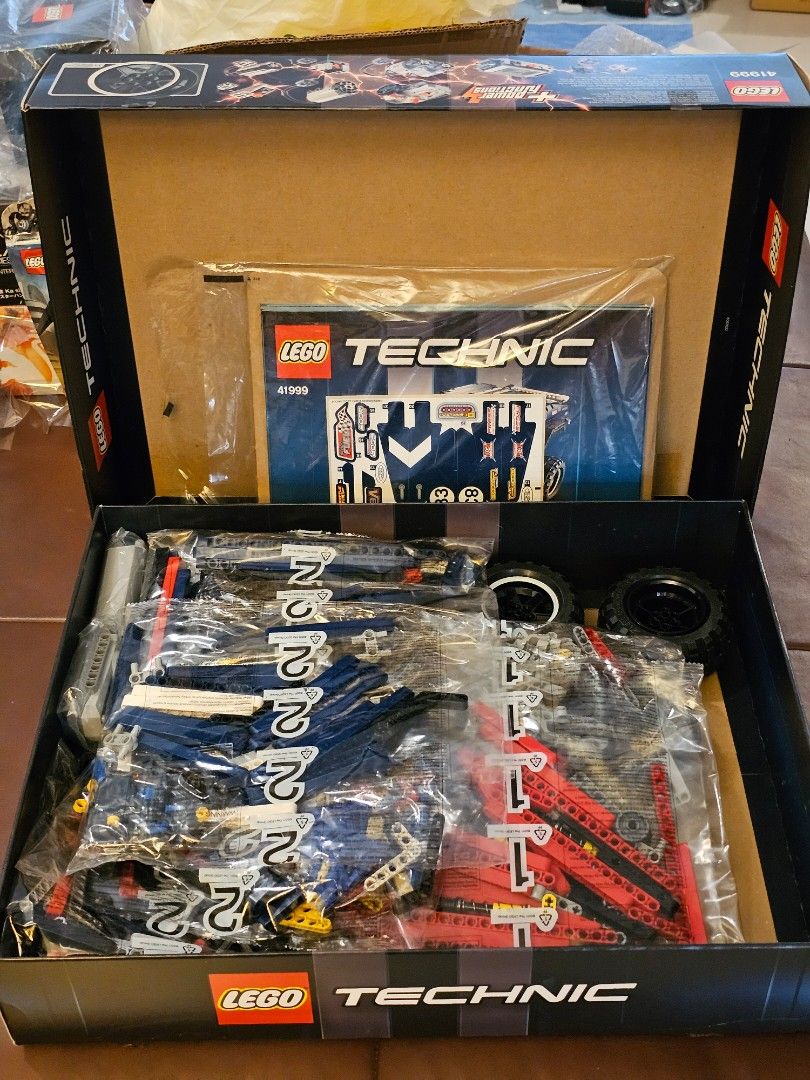 LEGO 41999 TECHNIC 4 x 4 Crawler Exclusive Edition, Hobbies & Toys ...