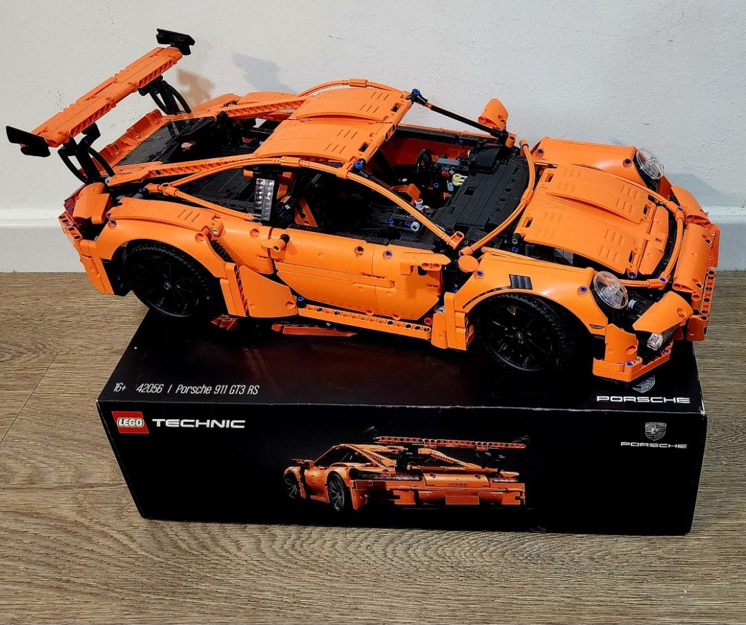 LEGO Technic 42056 Porsche 911 GT3 RS W/BOX Excellent