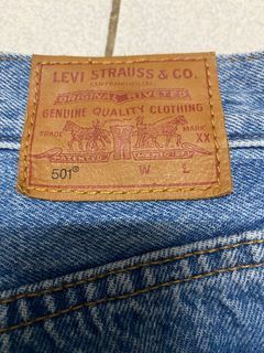 Levis 501 jeans