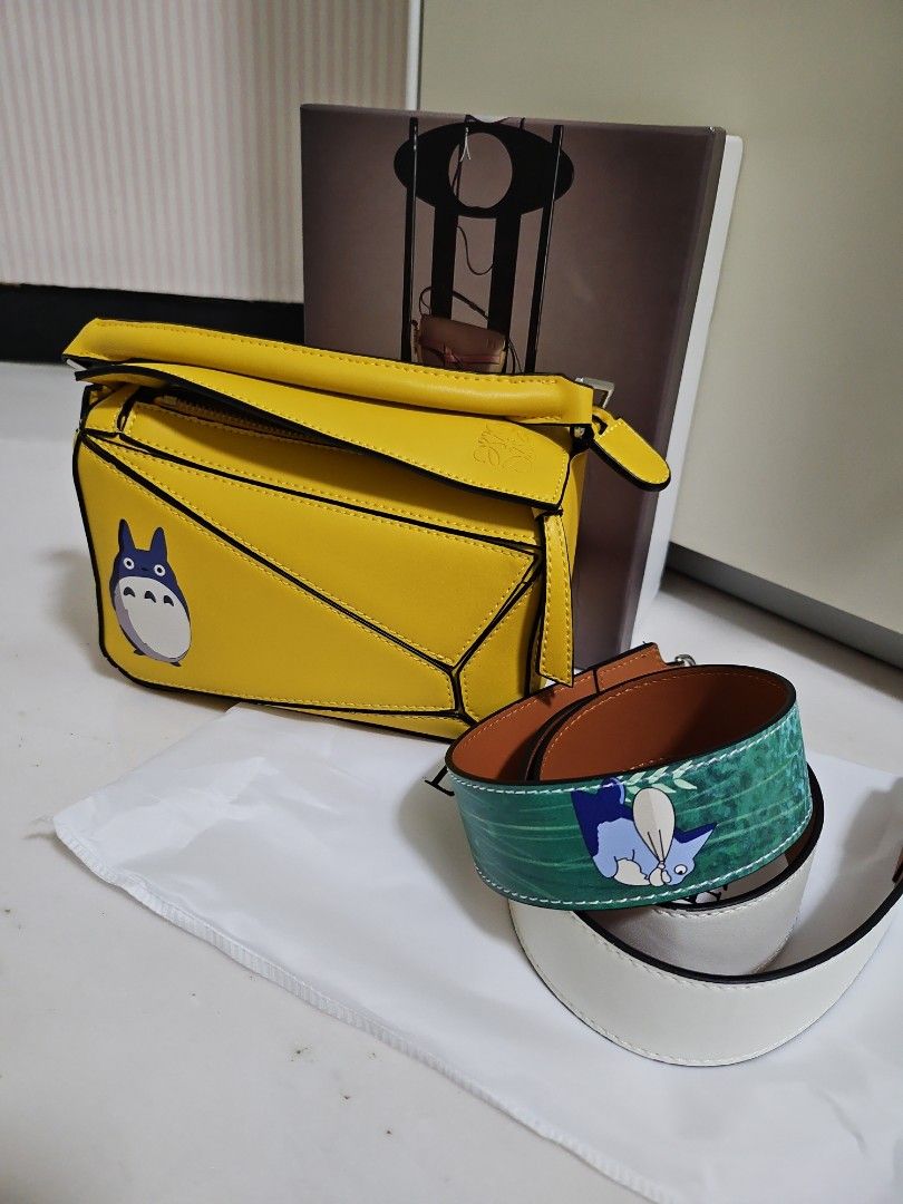 Loewe puzzle hotsell bag totoro