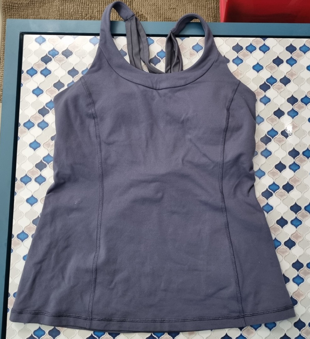 LULULEMON top with in built bra, Women's Fashion, Activewear on Carousell