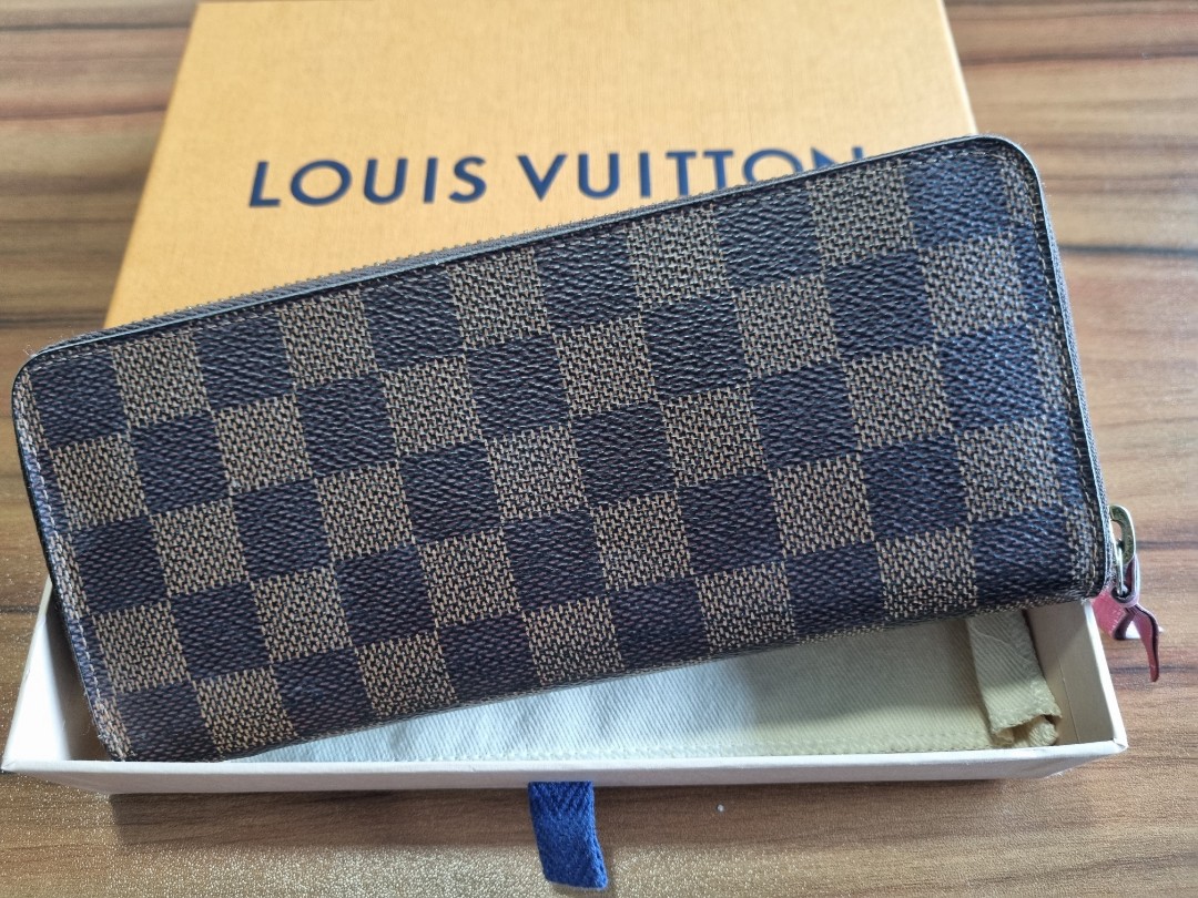 LOUIS VUITTON EMILIE WALLET REVIEW + 3 YEAR WEAR & TEAR 