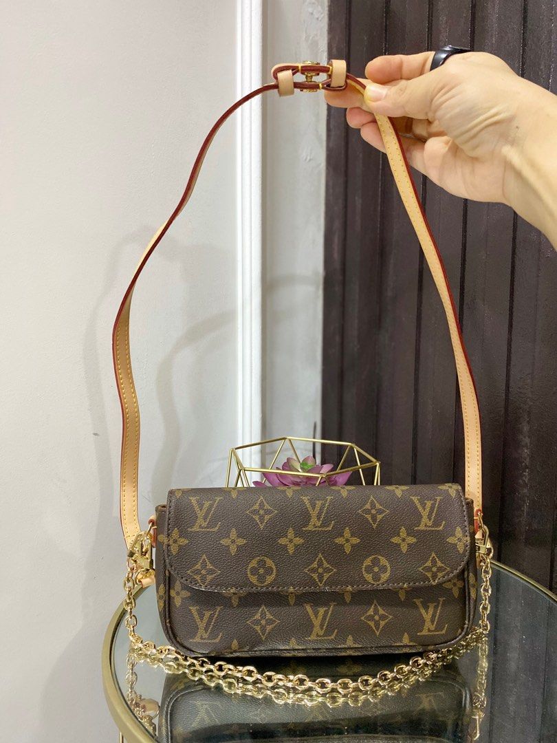 Lv IVY wallet on chain, Luxury, Bags & Wallets on Carousell