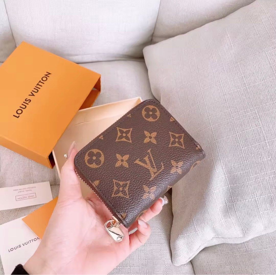 Louis Vuitton LV Wallet, Luxury, Bags & Wallets on Carousell