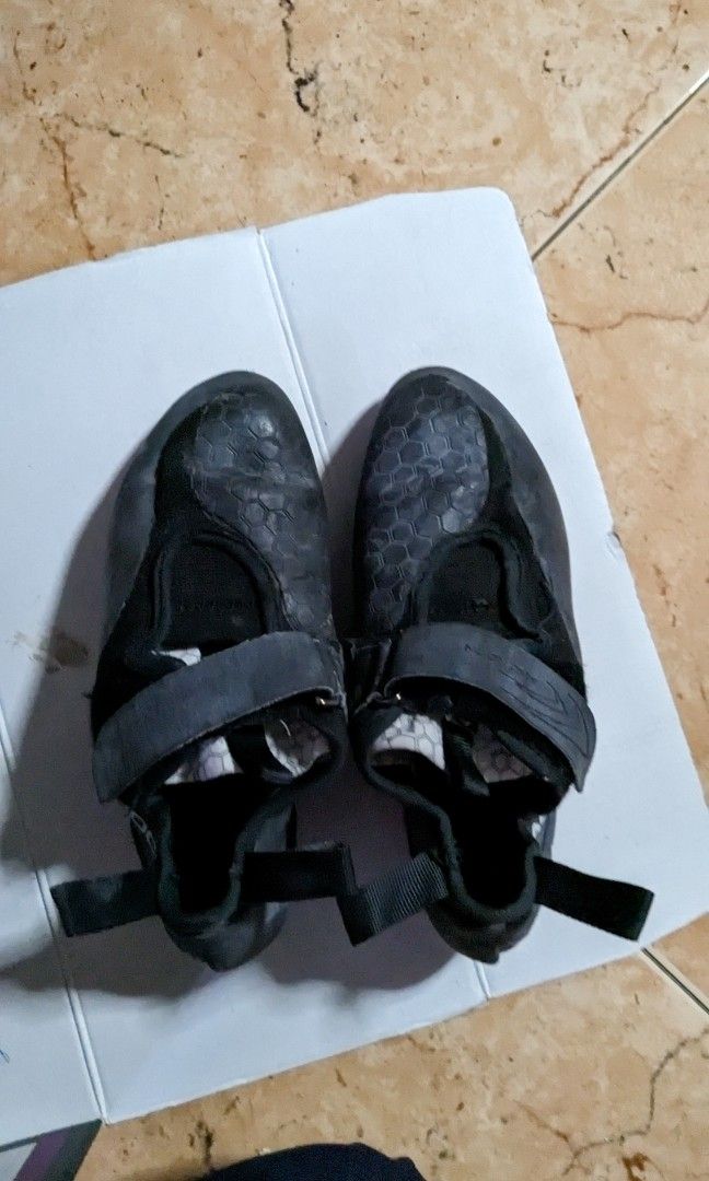 Mad Rock Drone LV Black Edition rock climbing shoes
