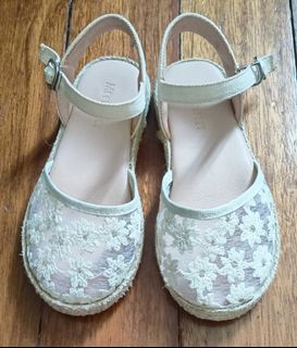 (Category: ) located in . Submitted by sofabpreloved (Listing ID 1255055743, Image 1). Description: .