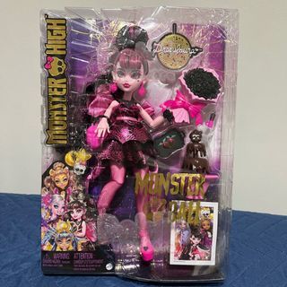 monster high G3 monster ball draculaura